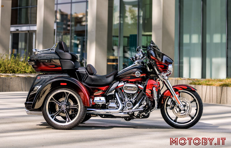 CVO Tri Glide Harley-Davidson