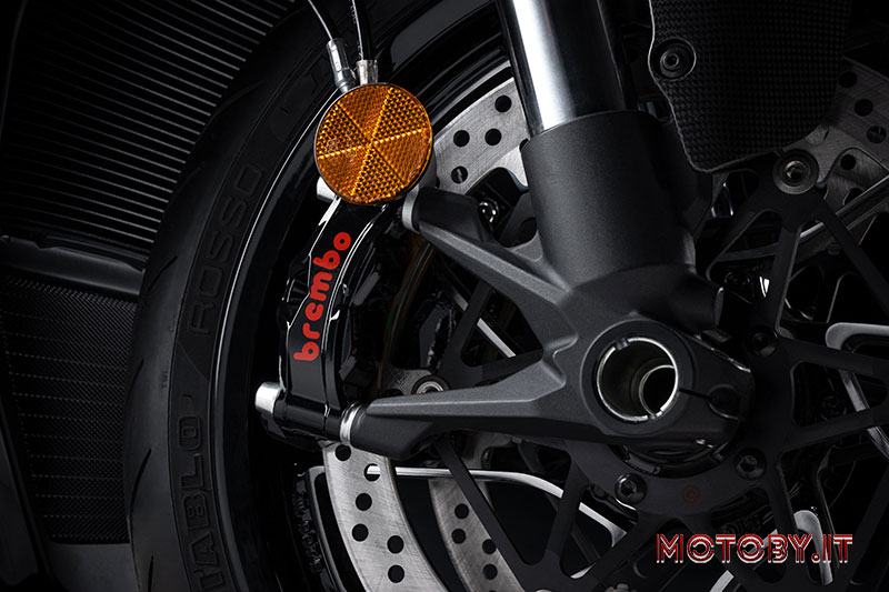 Ducati Performance Diavel V4 accessori pinze freno