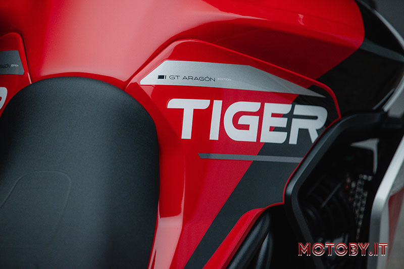 Triumph Tiger GT 900 Aragon livrea 